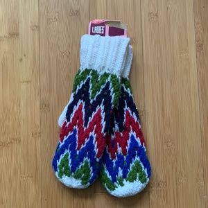 Vintage 1970s Blue Green Red White Bulky Knit Tiffani Mittens Winter Gloves